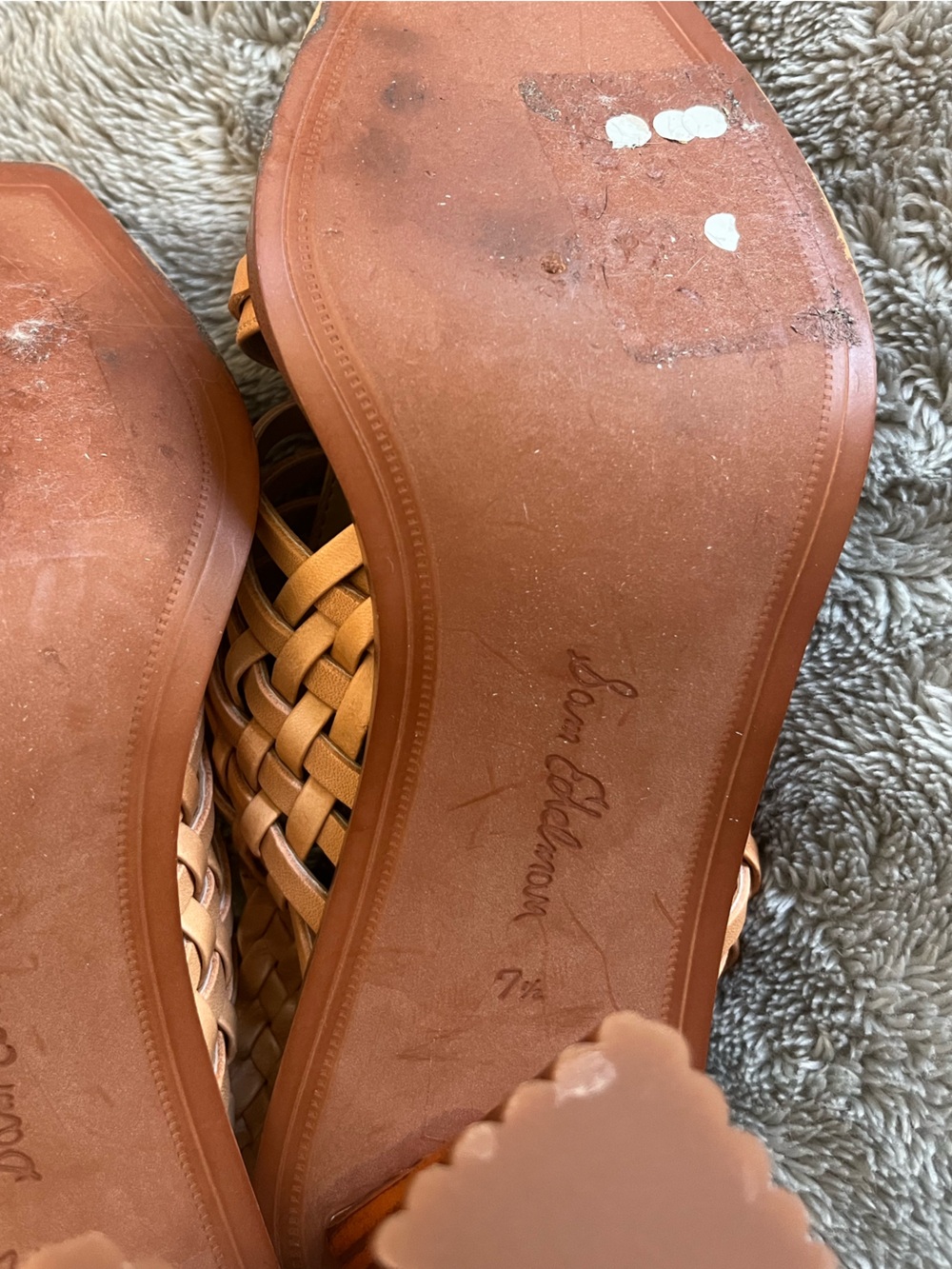 Sam Edelman Holland Twisted Heel Sandal - Picture 11 of 12